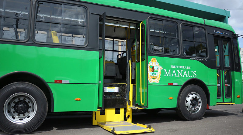 Assinatura de termo aditivo viabiliza renovação da frota de ônibus