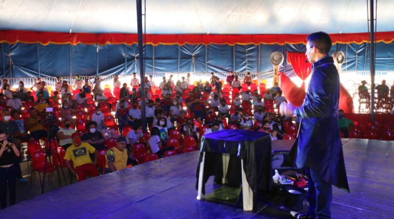 Estudantes das escolas estaduais de Manaus participam do ‘Festival do Circo’ promovido pelo Governo do Estado