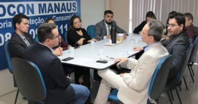 Ação do Procon Manaus garante preço justo em mensalidade de universitário