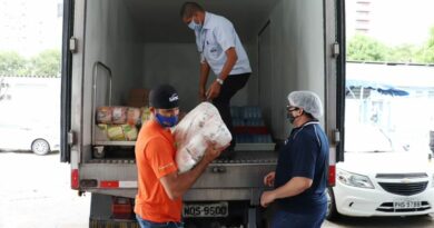 Sesc e Senac doam mais de uma tonelada de alimentos para hospitais de Manaus
