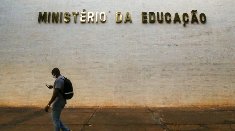 Começa hoje prazo para pedidos de reaplicação do Encceja 2020