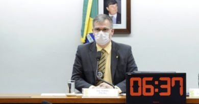 Deputado Antonio Furtado, autor do pedido para realização do debate Fonte: Agência Câmara de Notícias