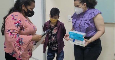 Governo do Amazonas garante tratamento a adolescente com doença rara na pele
