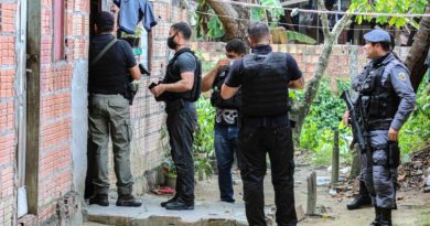 Cidade Mais Segura prende cinco pessoas e apreende armas de fogo com colombianos ligados ao tráfico