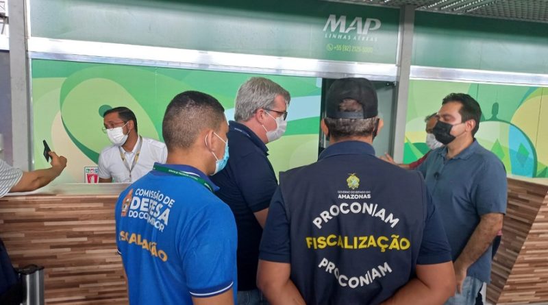 Procon-AM autua companhia aérea após cancelamento de voo por problemas técnicos