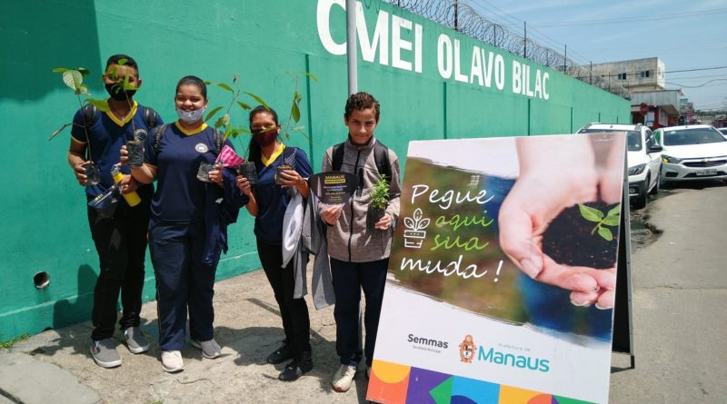Prefeitura de Manaus doa 800 mudas no Parque das Nações