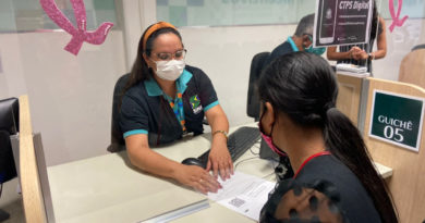 Prefeitura realiza ação 'Outubro Rosa’ no Sine Manaus e atende mulheres com serviços de saúde