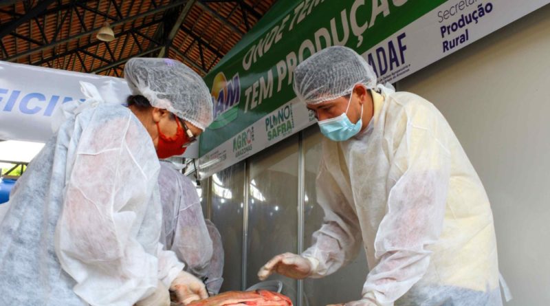 Idam e Sebrae realizam cursos de beneficiamento de pescado para produção de linguiça e fishburguer