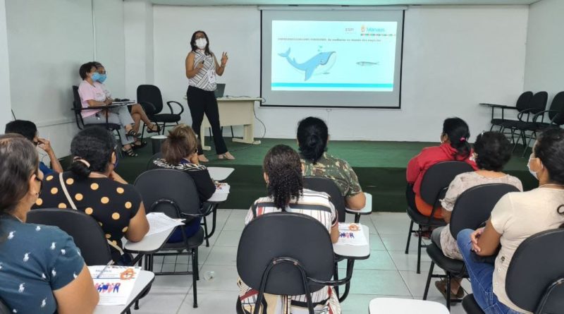 Prefeitura de Manaus oferta cursos para mulheres feirantes