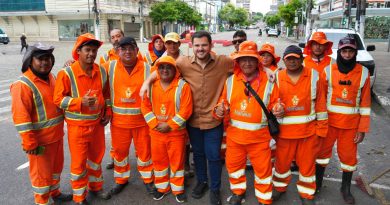 Renato Junior abre semana dos 100 dias ao lado dos garis e reforça aposta na limpeza urbana